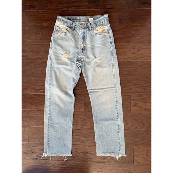 Vintage Levi’s 505 Jeans W32 Made in Canada Light Wash Straight Leg Distressed R - Picture 1 of 9